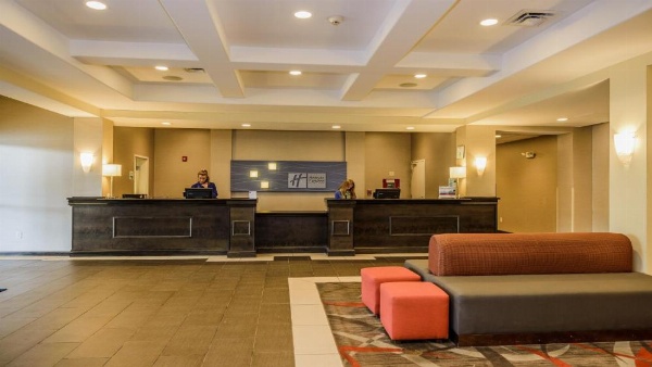 Holiday Inn Express and Suites - Bradford image 17